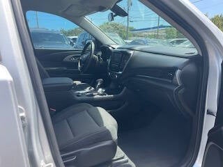 2021 Chevrolet Traverse LS 4dr SUV w/1LS