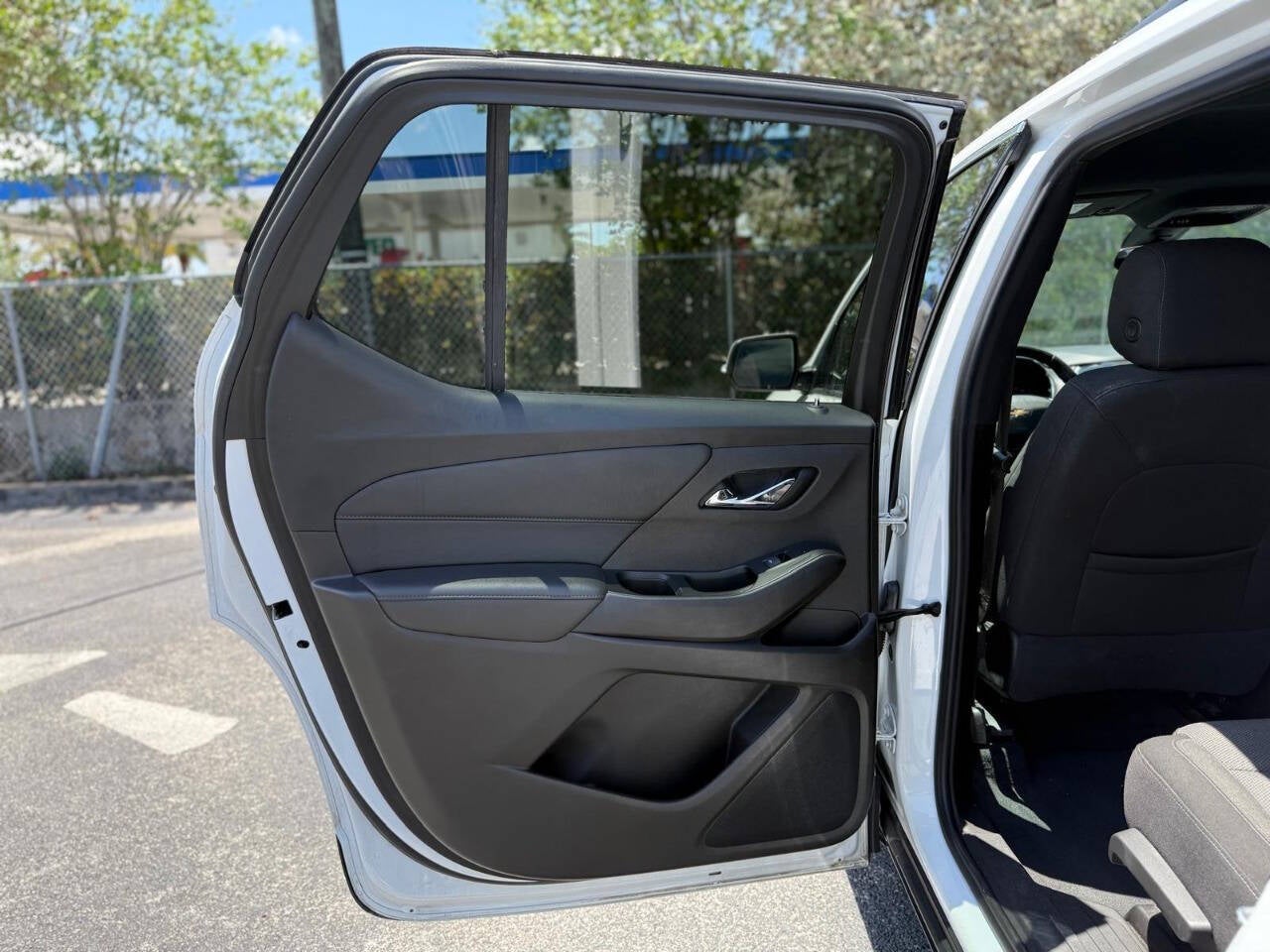 2023 Chevrolet Traverse LT Cloth 4dr SUV