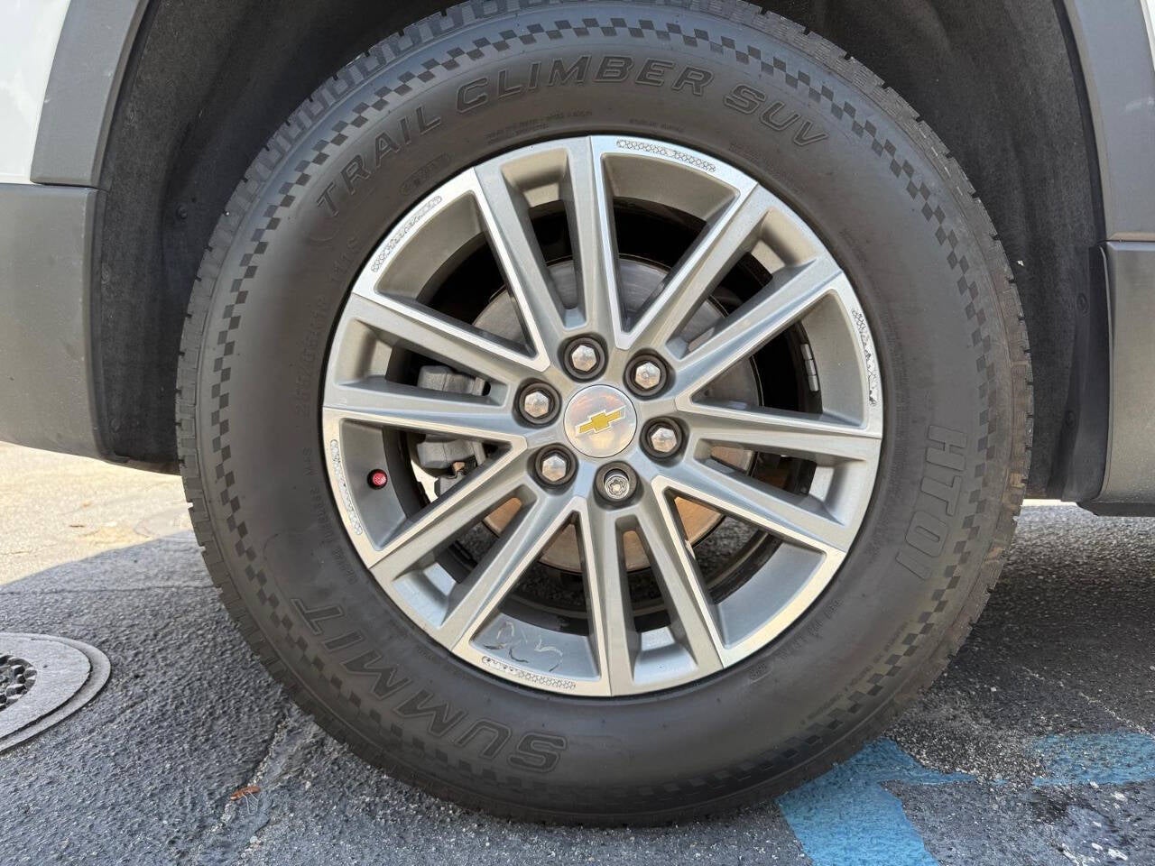 2023 Chevrolet Traverse LT Cloth 4dr SUV