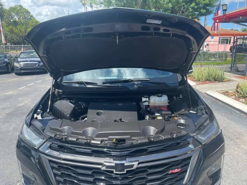 2023 Chevrolet Traverse LT Leather 4dr SUV