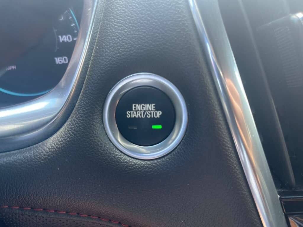 2023 Chevrolet Traverse LT Leather 4dr SUV