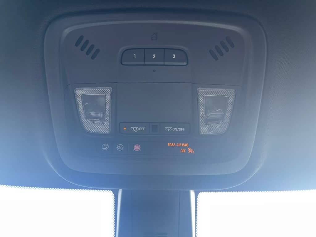 2023 Chevrolet Traverse LT Leather 4dr SUV