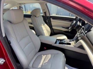 2021 Honda Accord Hybrid Touring 4dr Sedan
