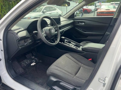 2025 Honda Accord LX 4dr Sedan