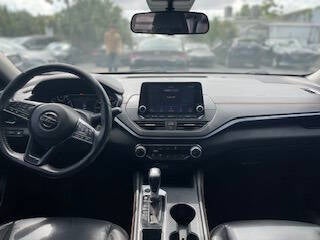 2022 Nissan Altima 2.5 SR 4dr Sedan