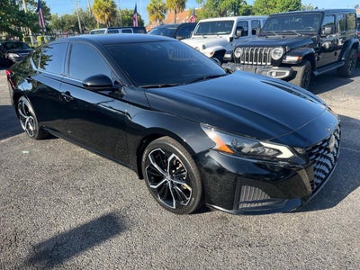 2023 Nissan Altima 2.5 SR 4dr Sedan