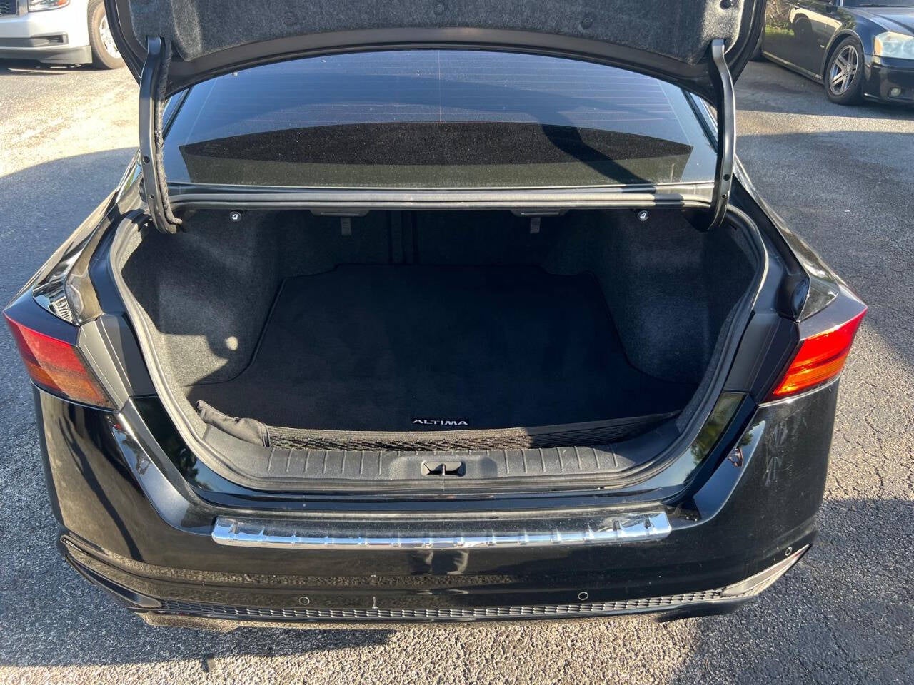 2023 Nissan Altima 2.5 SR 4dr Sedan