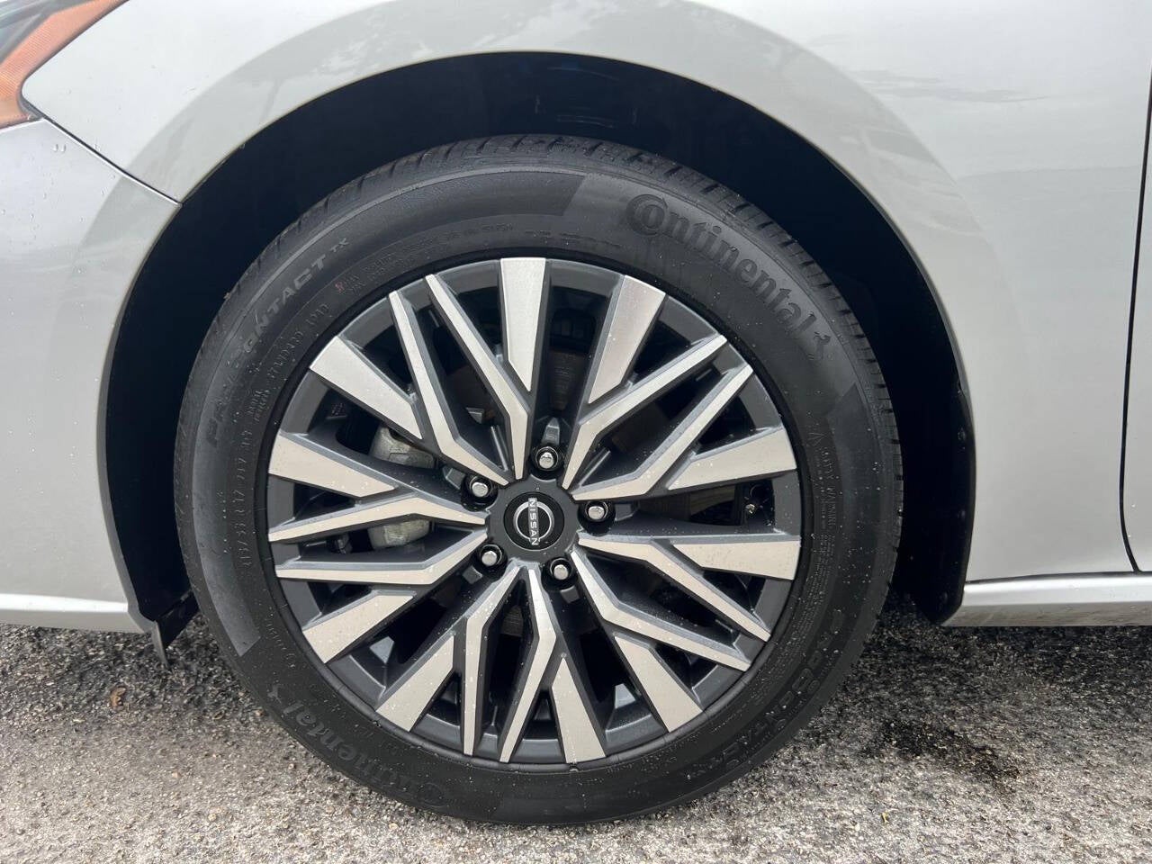 2024 Nissan Altima 2.5 SV 4dr Sedan