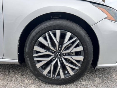 2024 Nissan Altima 2.5 SV 4dr Sedan