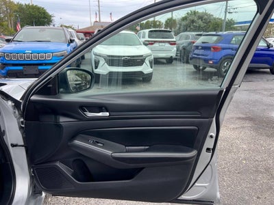 2024 Nissan Altima 2.5 SV 4dr Sedan