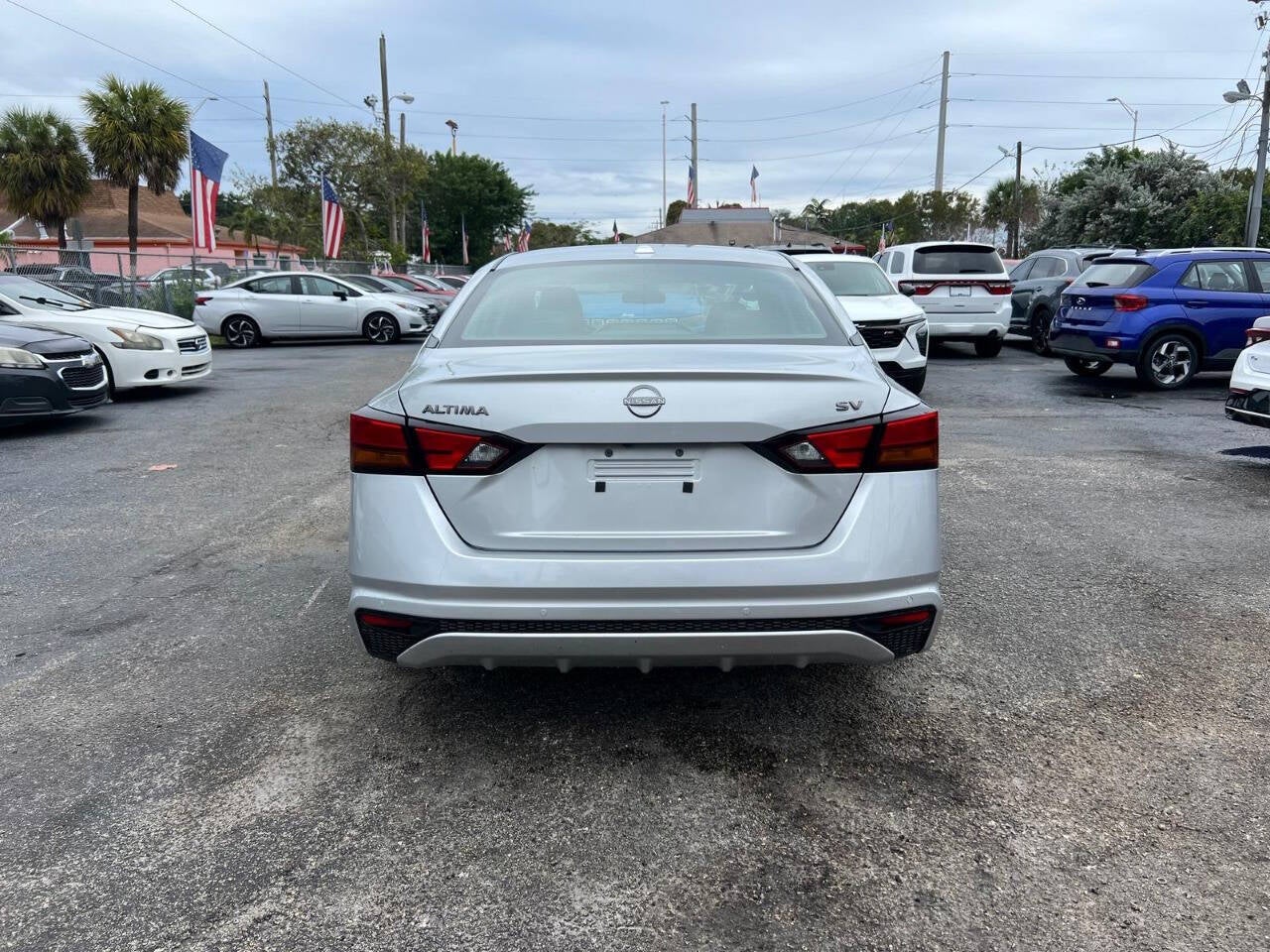 2024 Nissan Altima 2.5 SV 4dr Sedan