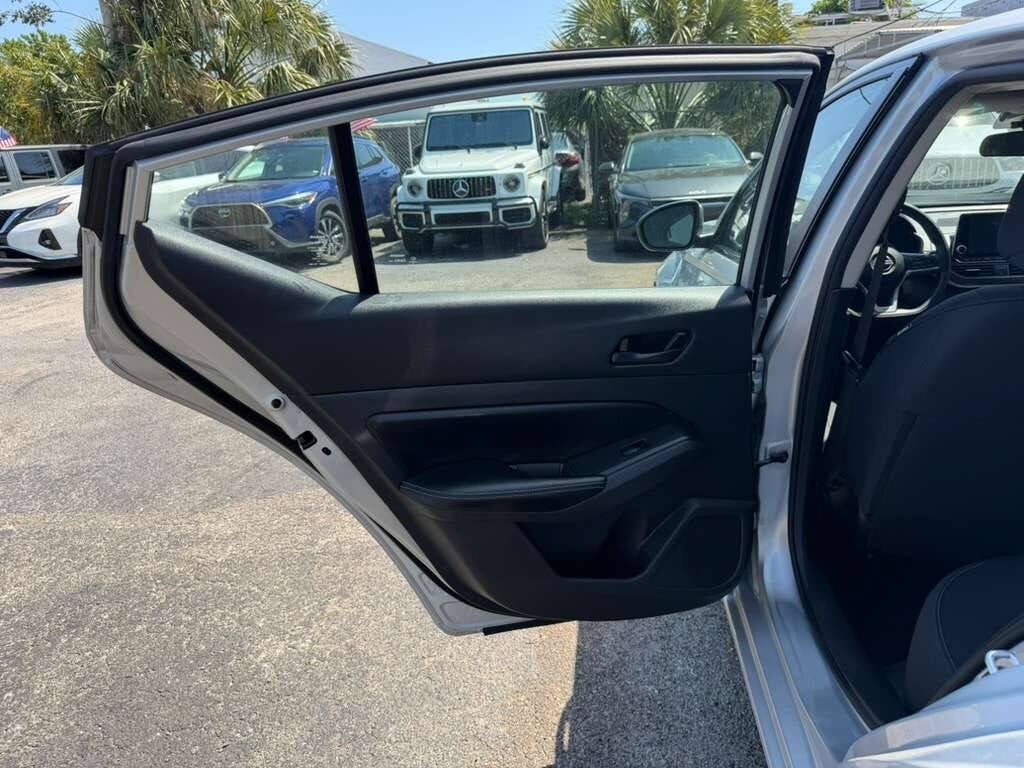 2024 Nissan Altima 2.5 SV 4dr Sedan