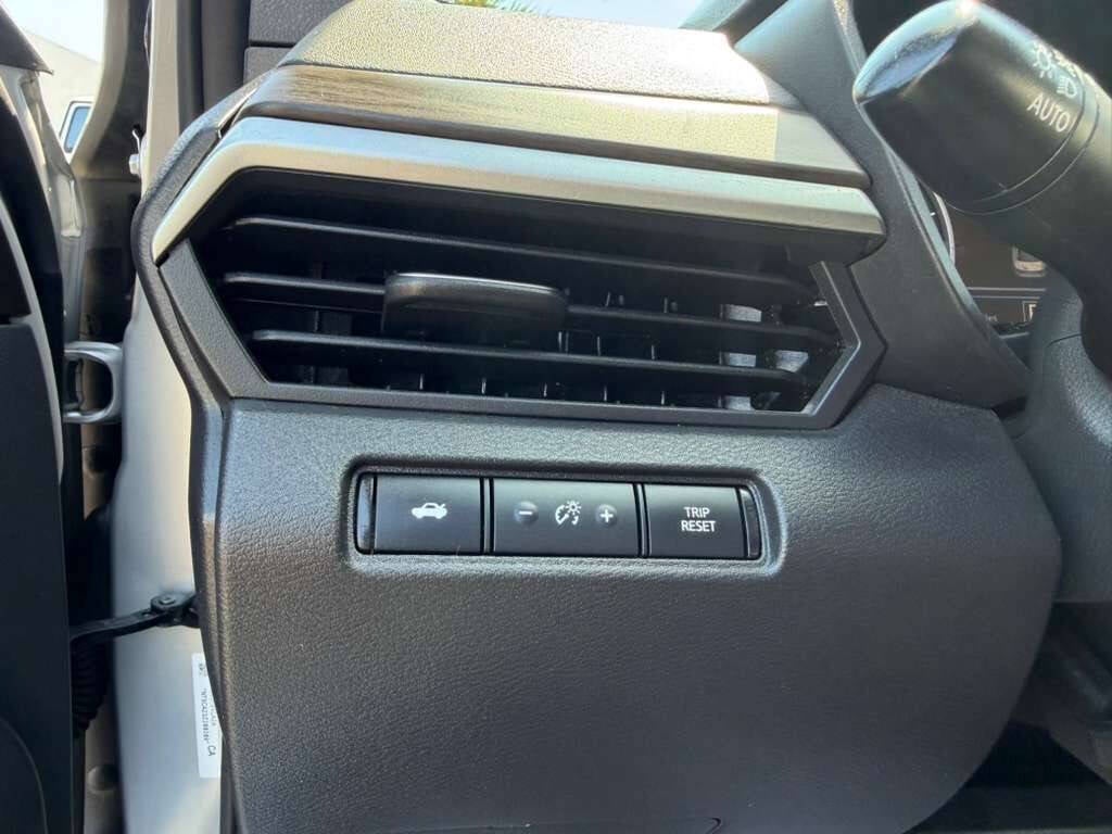 2024 Nissan Altima 2.5 SV 4dr Sedan