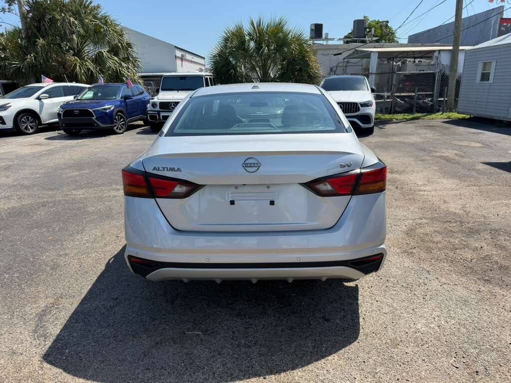 2024 Nissan Altima 2.5 SV 4dr Sedan