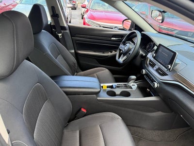 2025 Nissan Altima 2.5 SV 4dr Sedan
