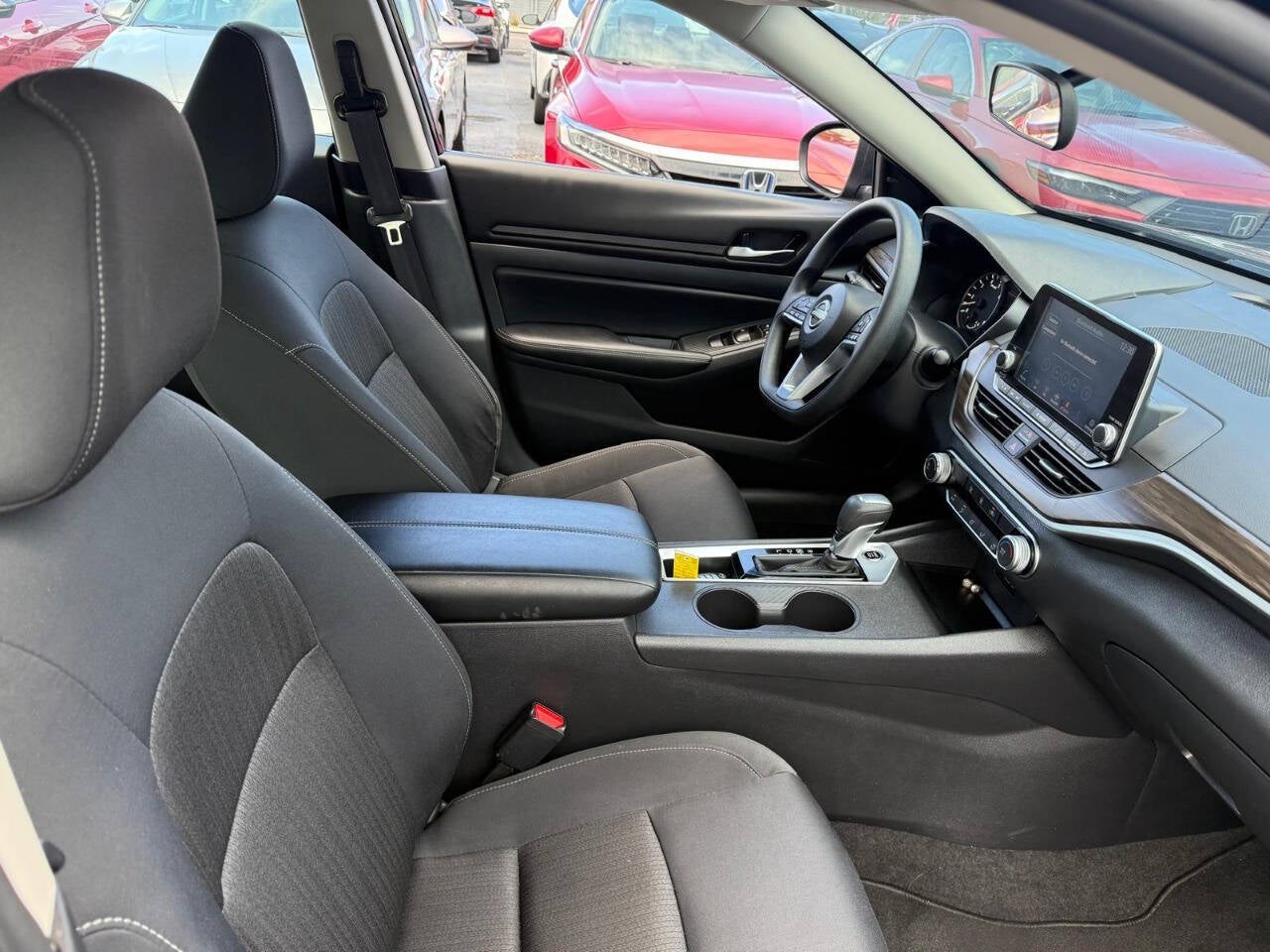 2025 Nissan Altima 2.5 SV 4dr Sedan