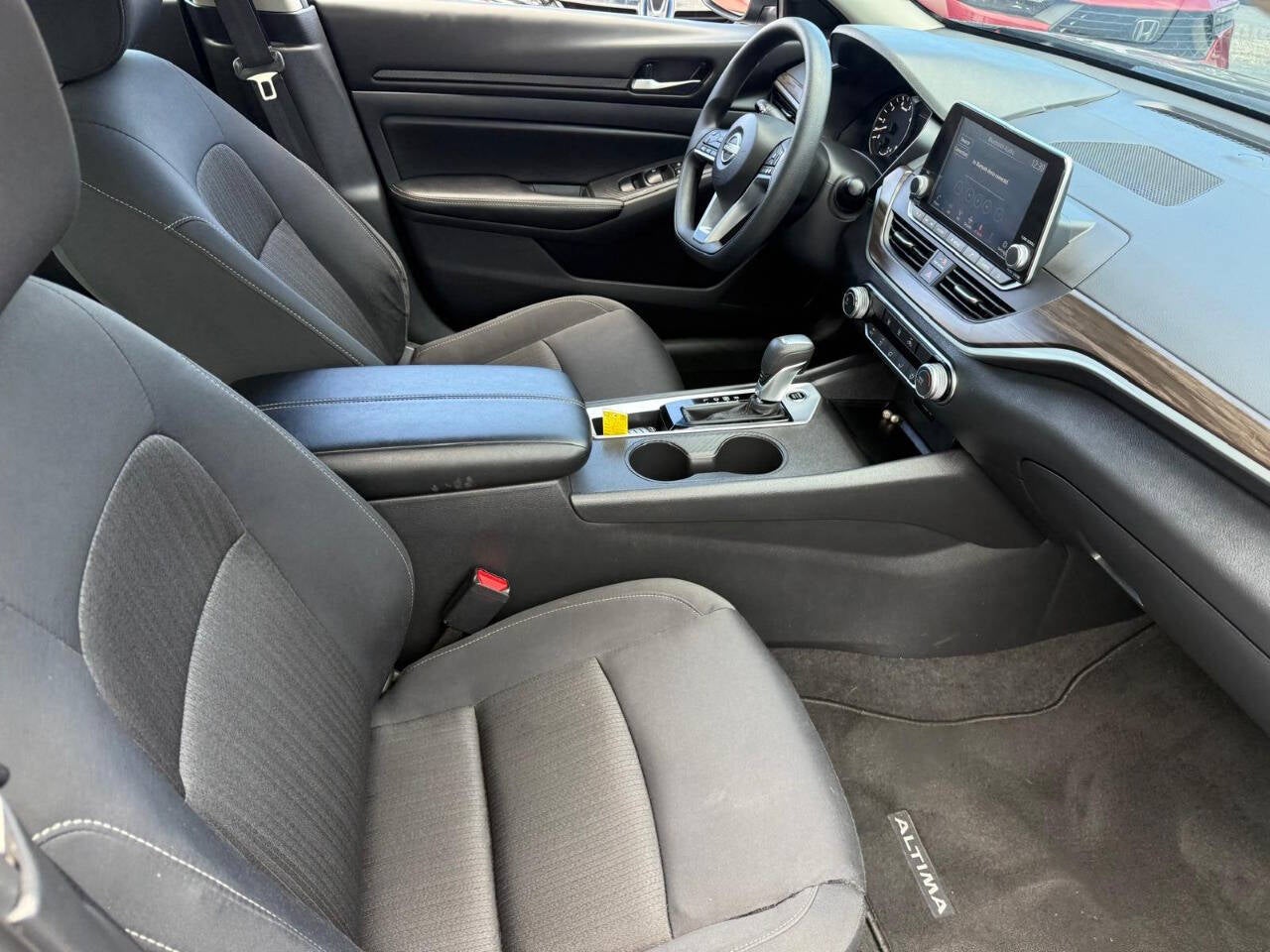 2025 Nissan Altima 2.5 SV 4dr Sedan