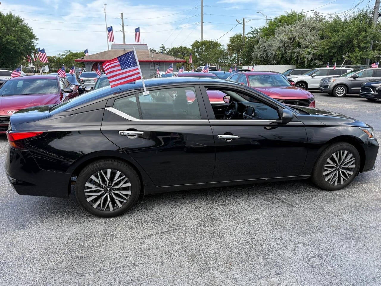 2025 Nissan Altima 2.5 SV 4dr Sedan