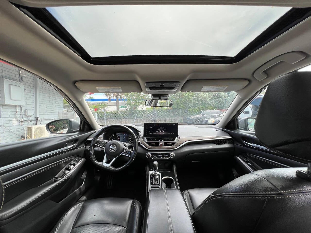 2023 Nissan Altima 2.5 SL 4dr Sedan