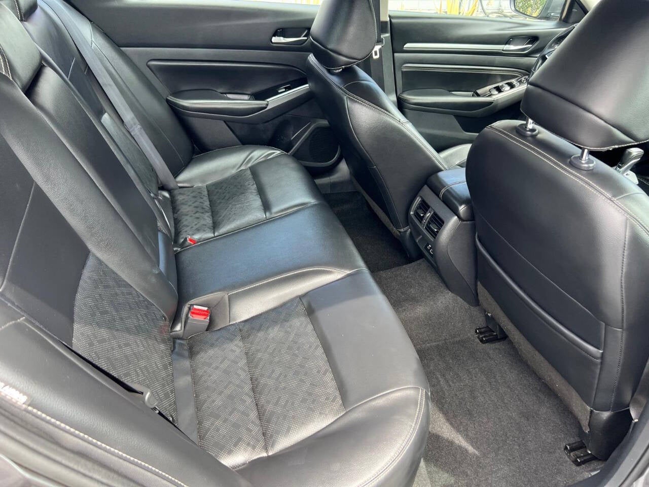 2023 Nissan Altima 2.5 SL 4dr Sedan