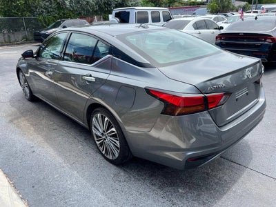 2023 Nissan Altima 2.5 SL 4dr Sedan