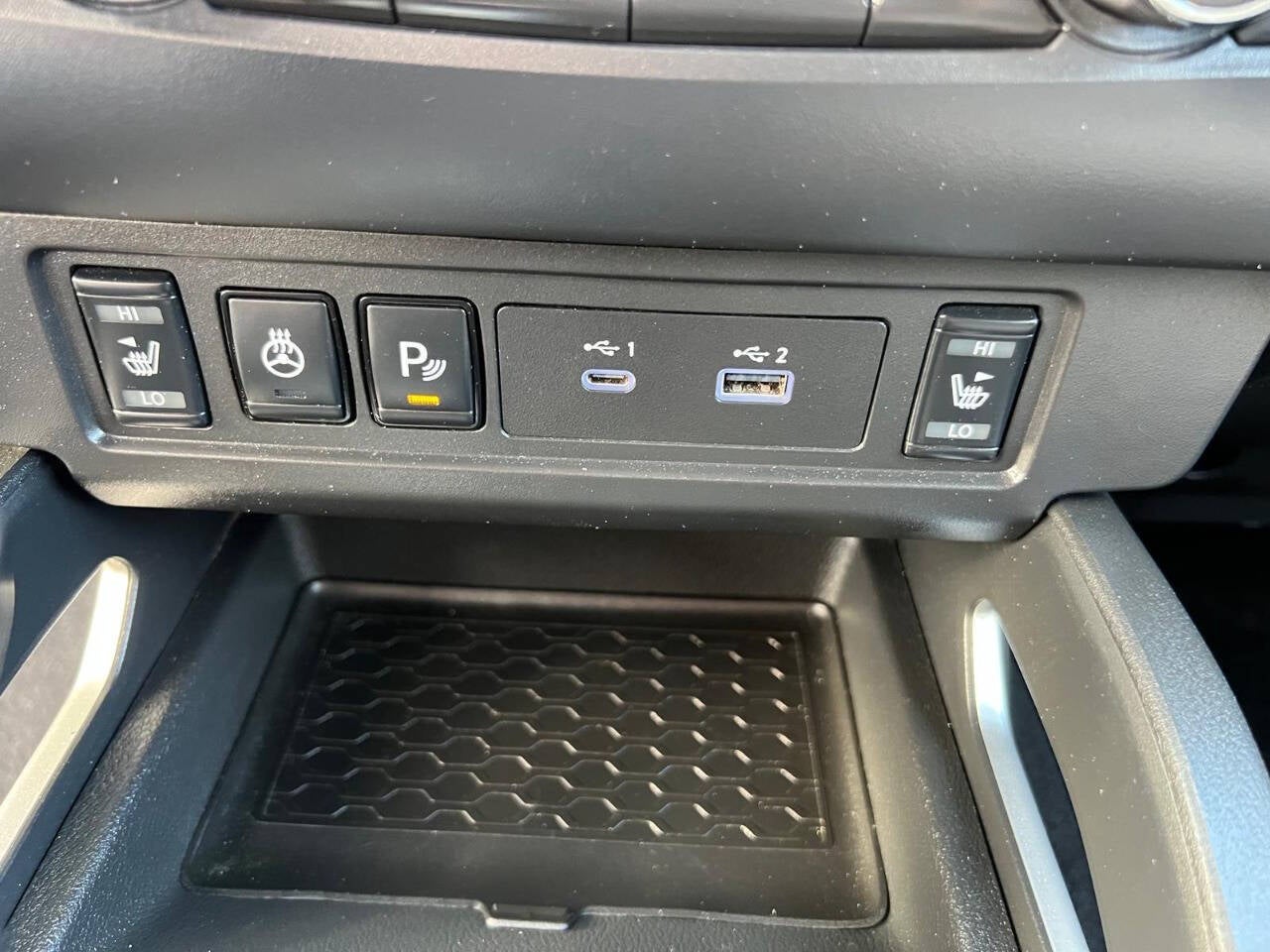 2023 Nissan Frontier SV 4x2 4dr Crew Cab 5 ft. SB