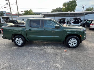 2023 Nissan Frontier SV 4x2 4dr Crew Cab 5 ft. SB