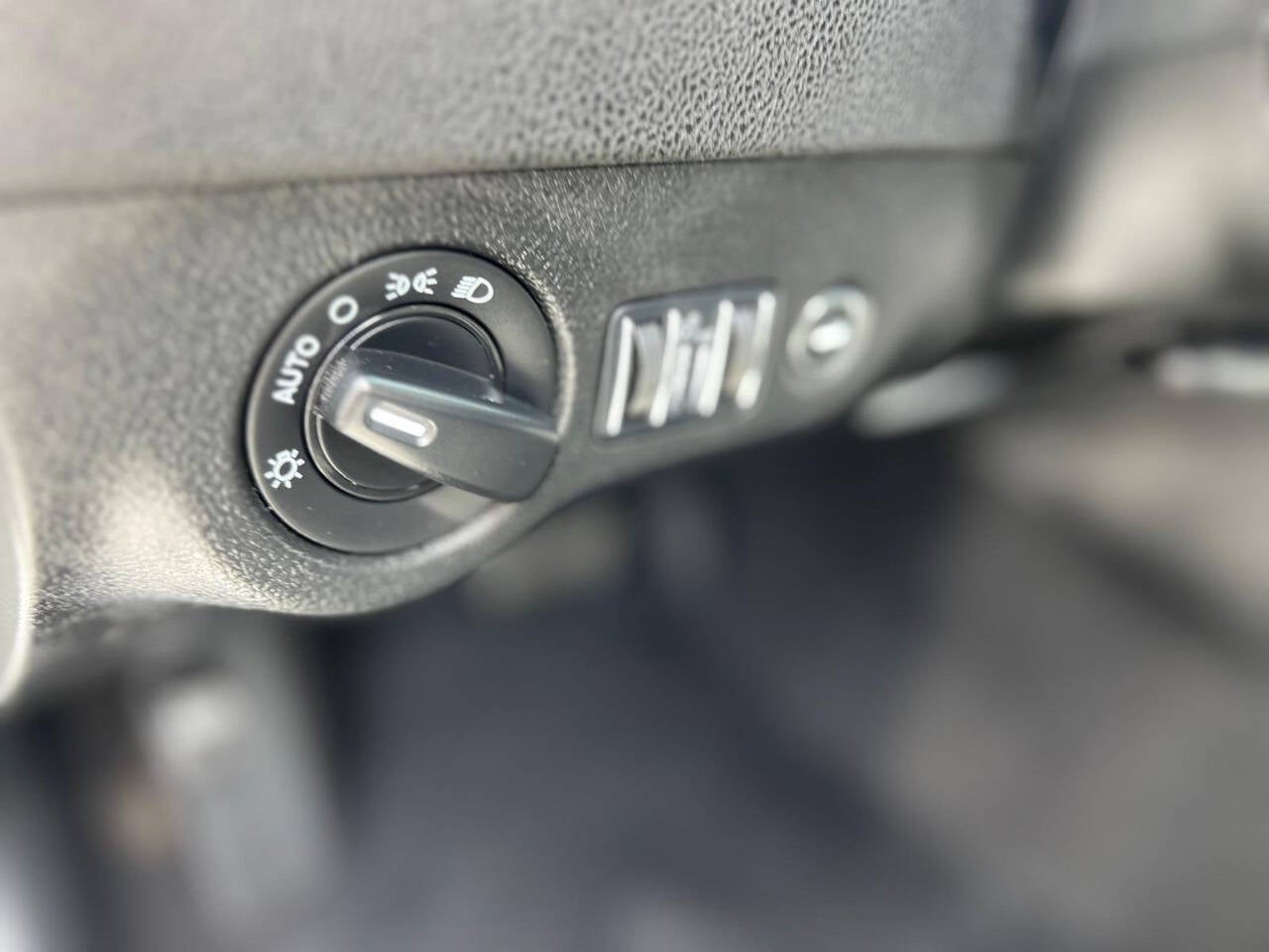 2023 Dodge Charger GT 4dr Sedan