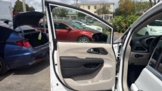 2024 Chrysler Pacifica Touring L 4dr Mini Van