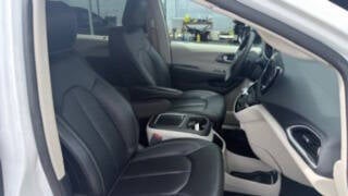 2024 Chrysler Pacifica Touring L 4dr Mini Van