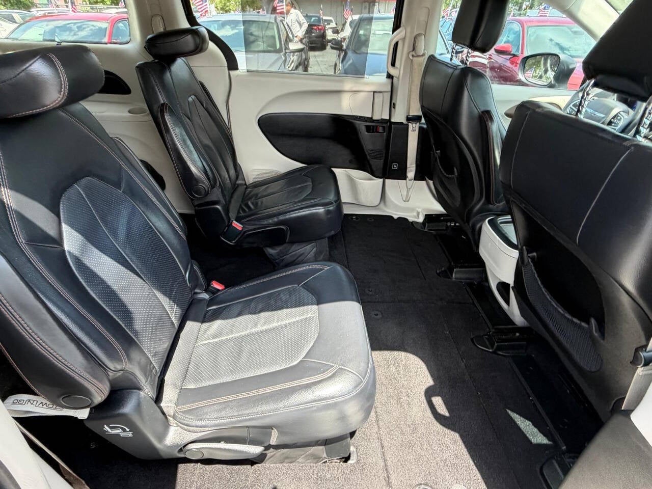 2018 Chrysler Pacifica Touring L 4dr Mini Van