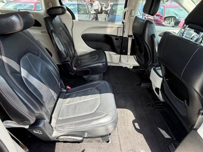 2018 Chrysler Pacifica Touring L 4dr Mini Van