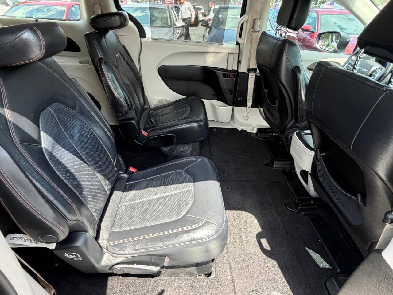 2018 Chrysler Pacifica Touring L 4dr Mini Van
