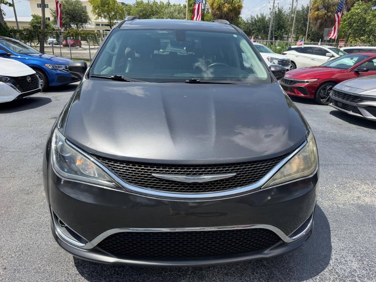 2018 Chrysler Pacifica Touring L 4dr Mini Van