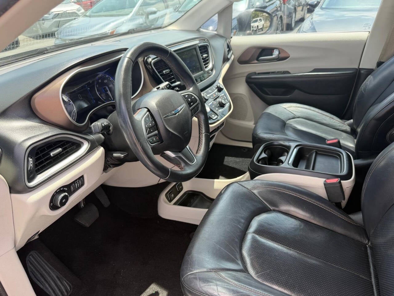 2018 Chrysler Pacifica Touring L 4dr Mini Van