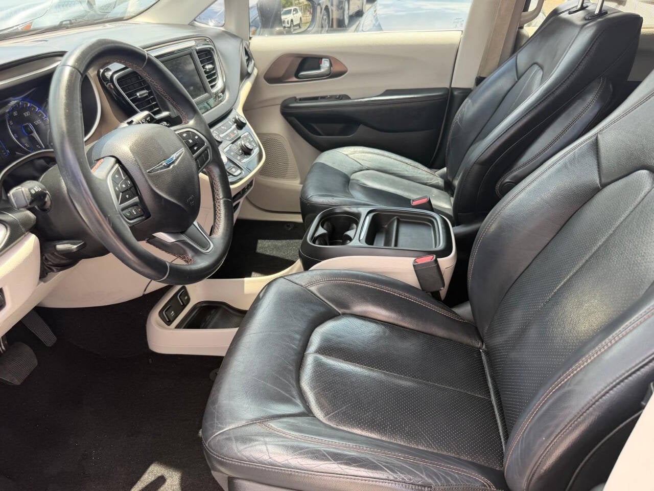 2018 Chrysler Pacifica Touring L 4dr Mini Van