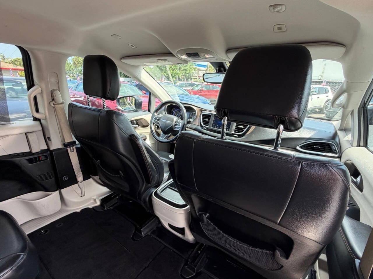 2018 Chrysler Pacifica Touring L 4dr Mini Van