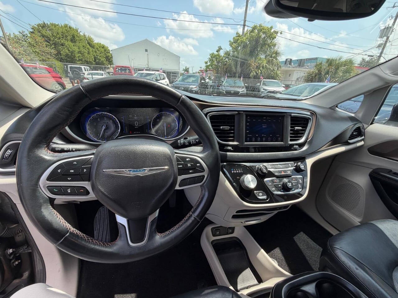 2018 Chrysler Pacifica Touring L 4dr Mini Van