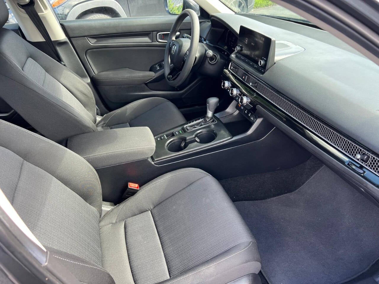 2025 Honda Civic LX 4dr Sedan