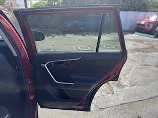 2021 Toyota RAV4 LE 4dr SUV