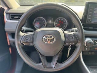 2021 Toyota RAV4 LE 4dr SUV