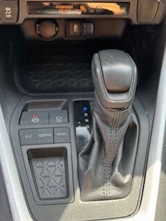 2021 Toyota RAV4 LE 4dr SUV