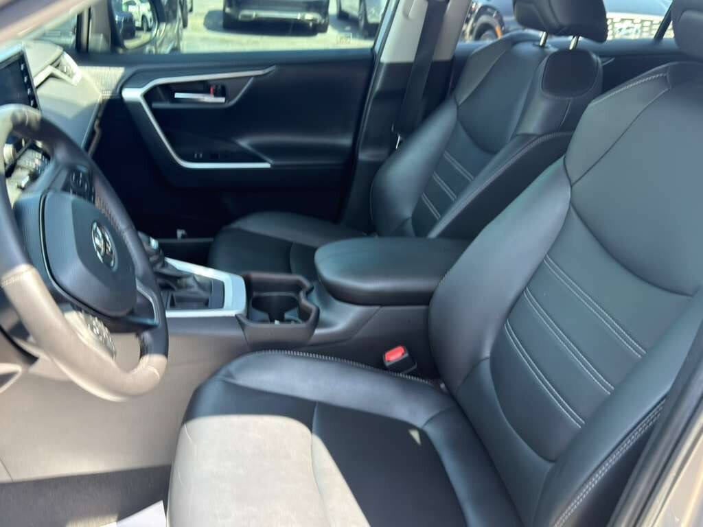 2020 Toyota RAV4 Limited 4dr SUV