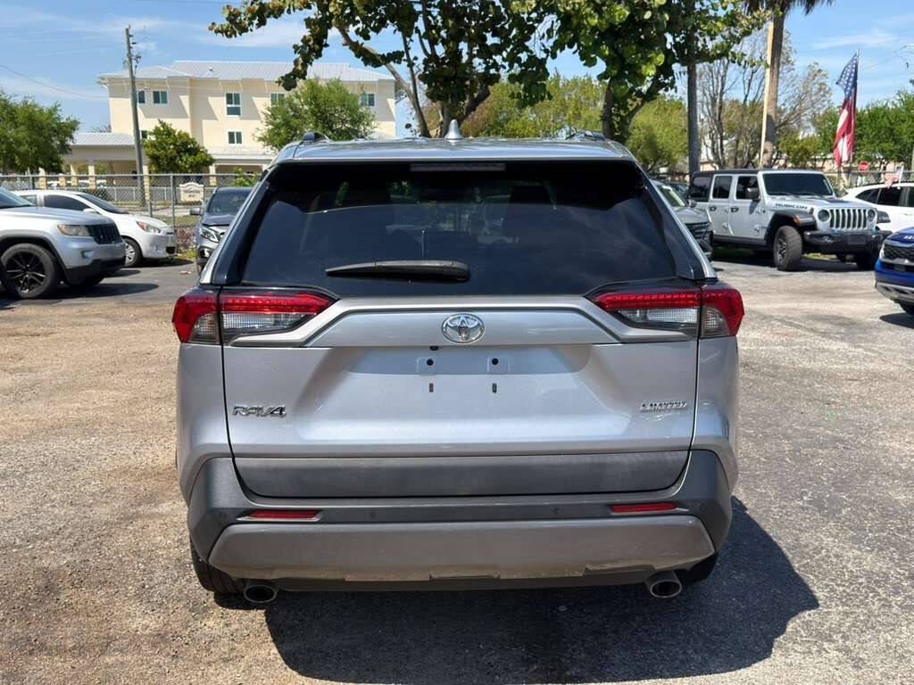 2020 Toyota RAV4 Limited 4dr SUV