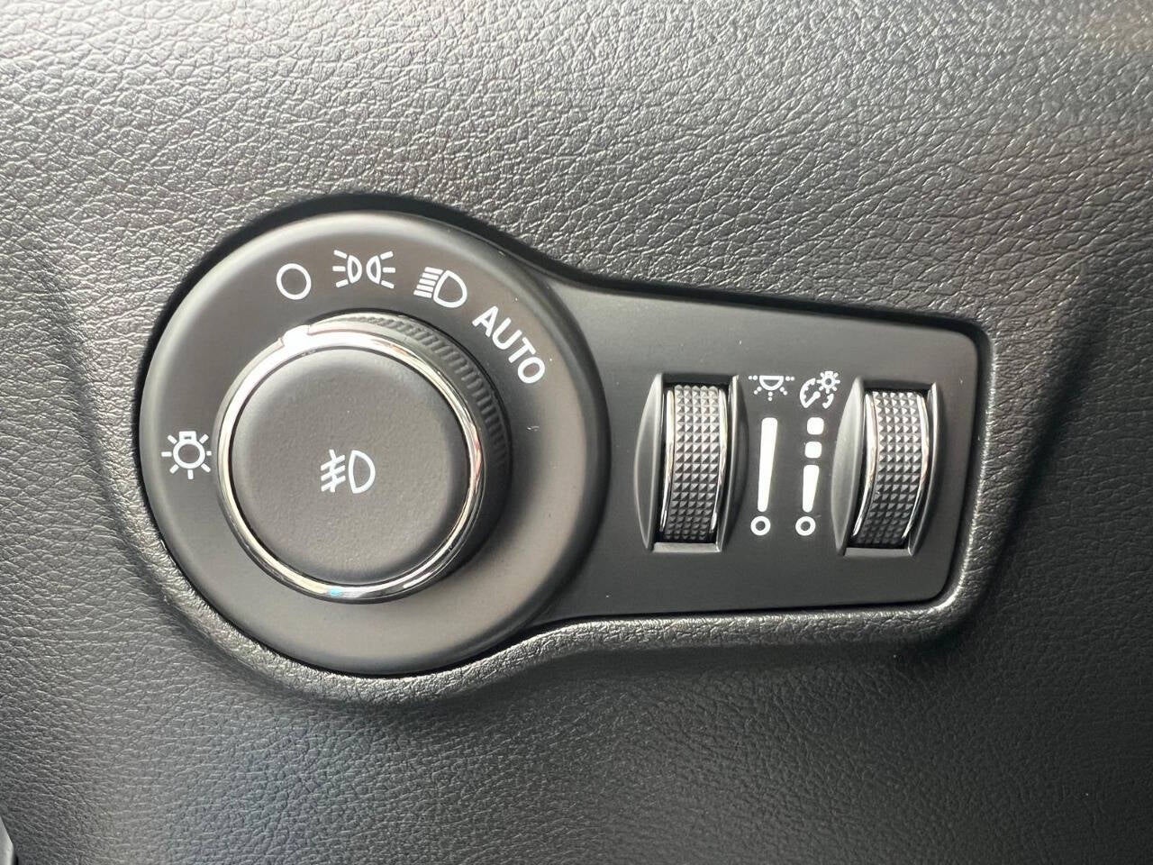 2025 Jeep Compass Limited 4x4 4dr SUV