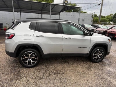 2025 Jeep Compass Limited 4x4 4dr SUV