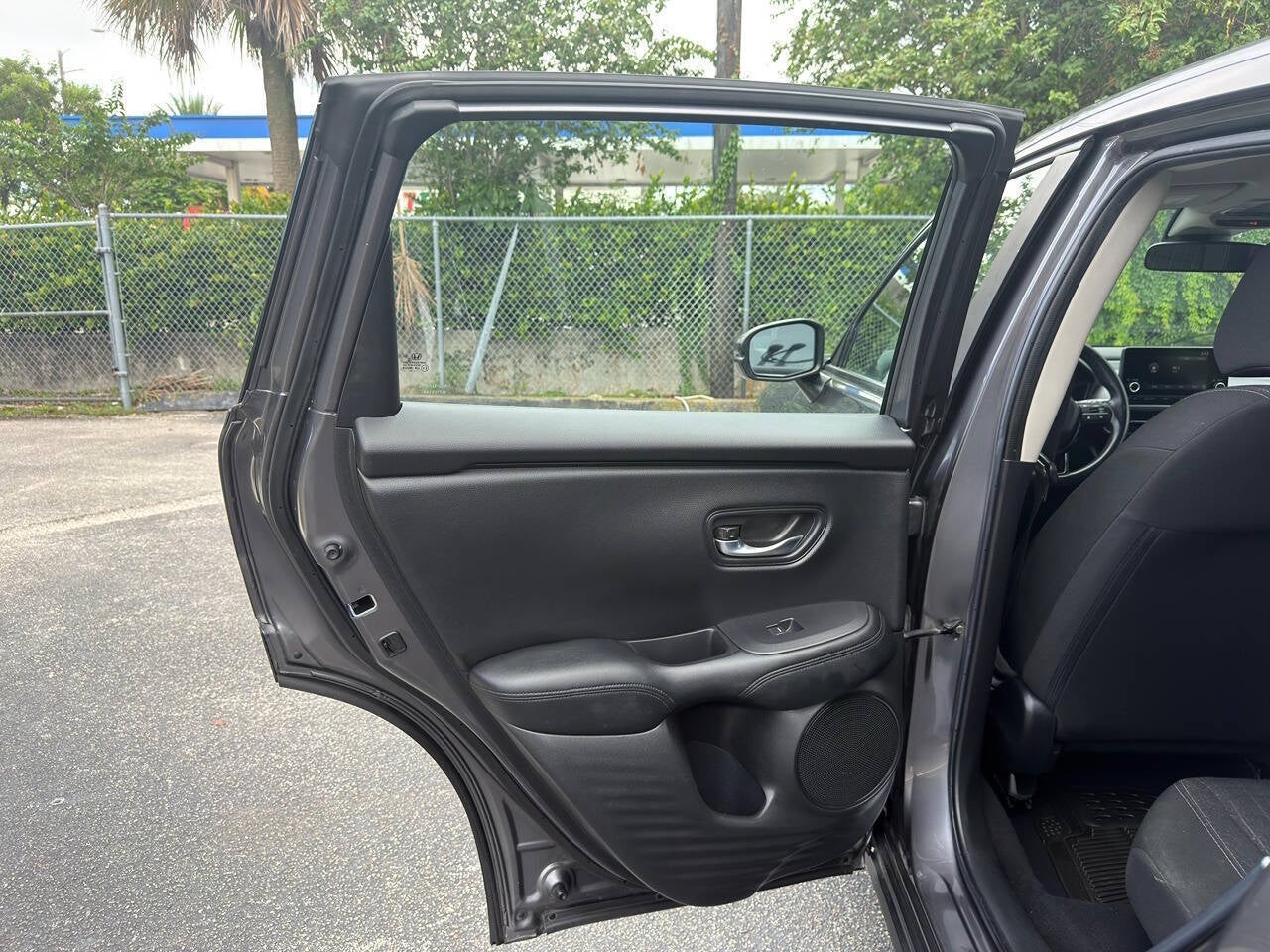 2023 Honda HR-V LX 4dr Crossover