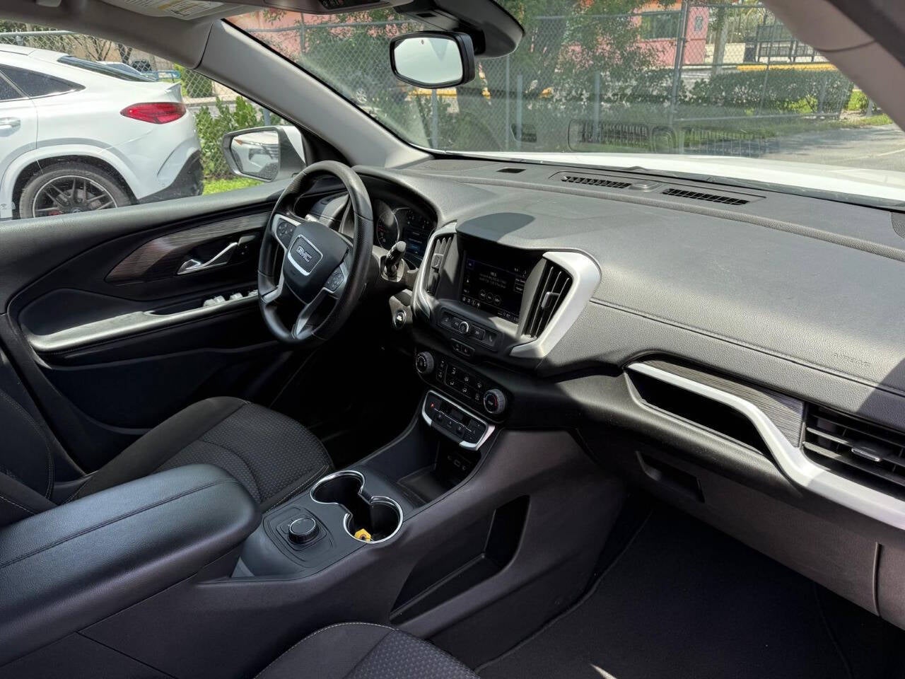 2024 GMC Terrain SLE 4dr SUV