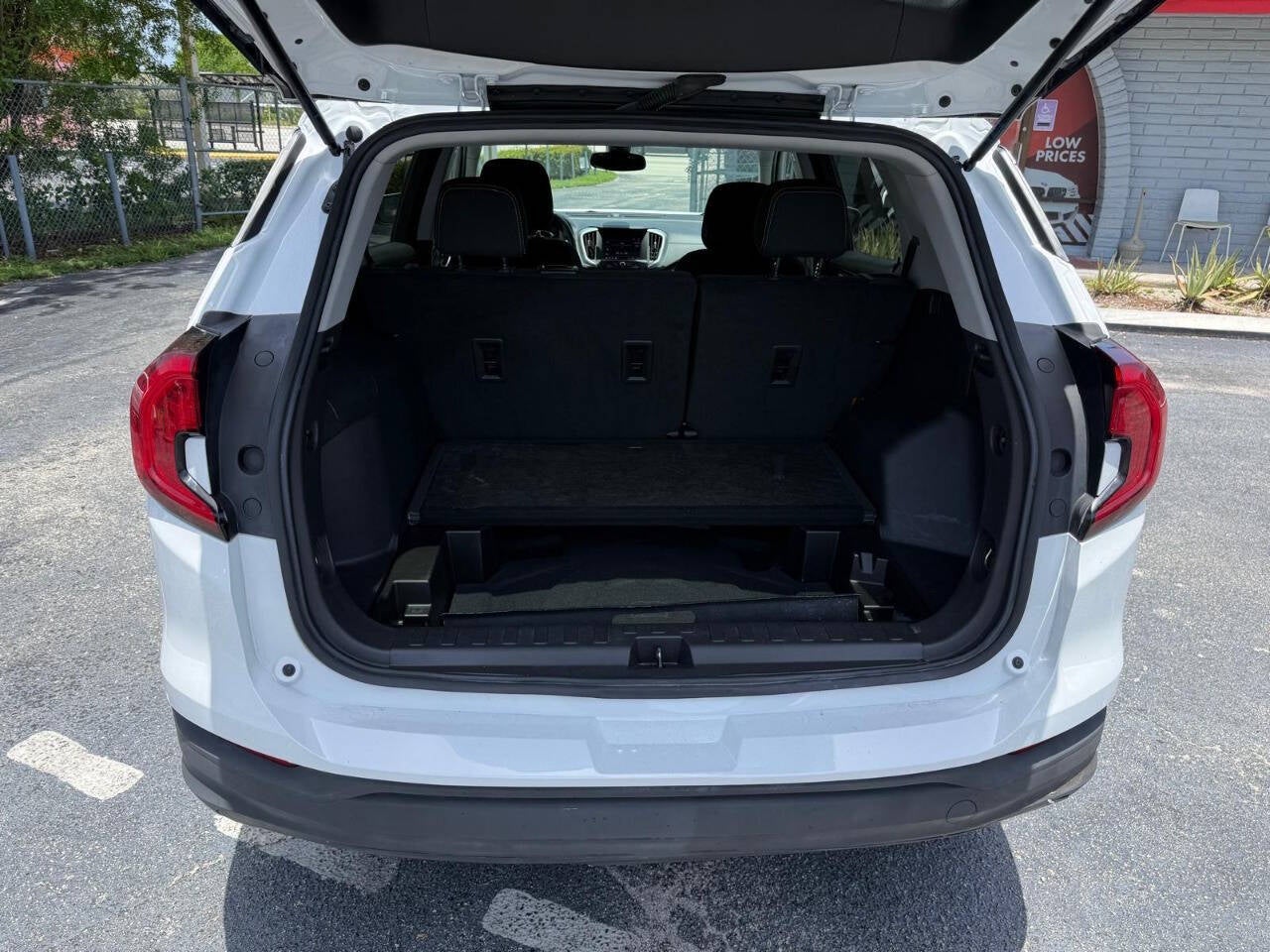 2024 GMC Terrain SLE 4dr SUV