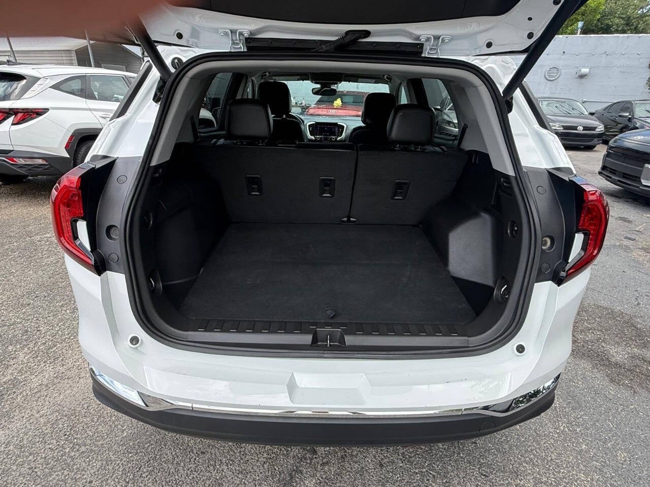 2024 GMC Terrain SLT AWD 4dr SUV